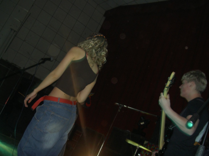 Фото Концерт в к/т "Спутник" 23 декабря 2004